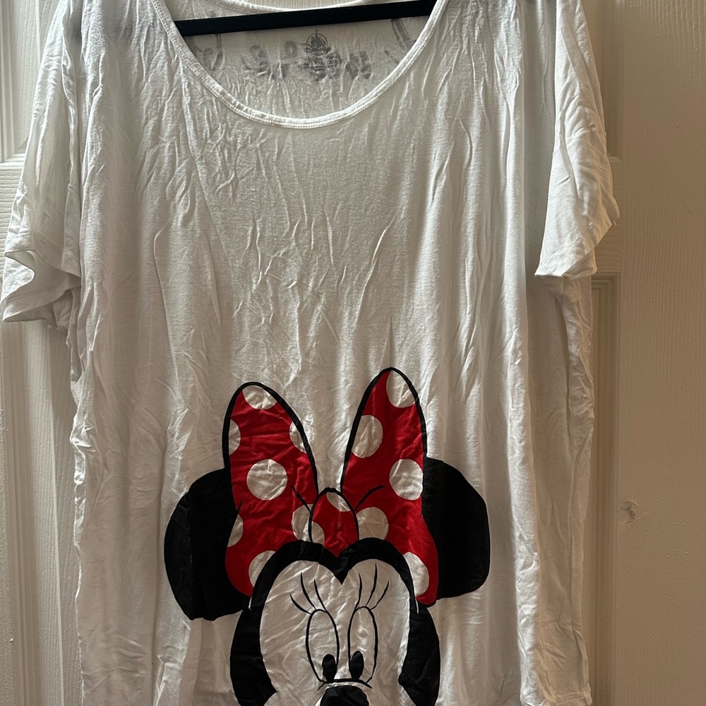 Disney Minnie Mouse Red and White Kids T-Shirt